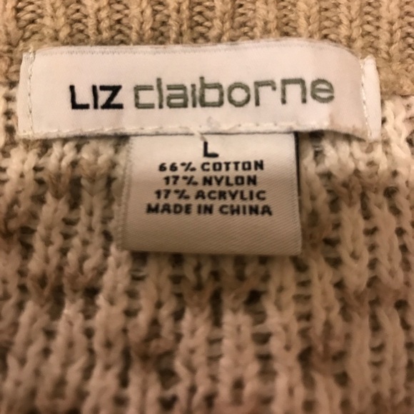✅HOST Pick✅ Liz Claiborne Zip Up Sweater, Large - Picture 3 of 4